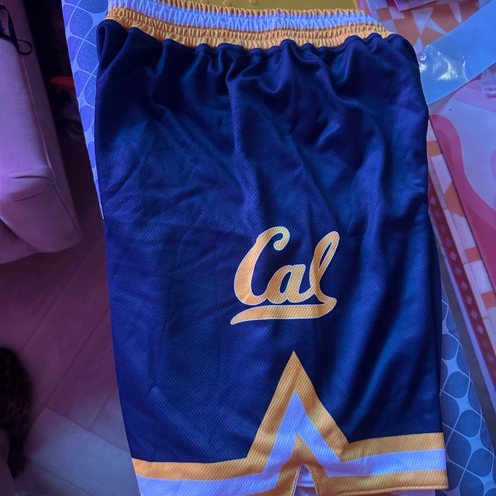NWOT 19Nine California Golden Bears 1992-1993 Style Basketball Shorts